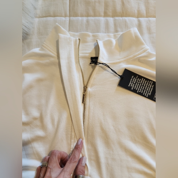 Modern Works 2 pieces set ( Ivory) - Picture 14 of 16